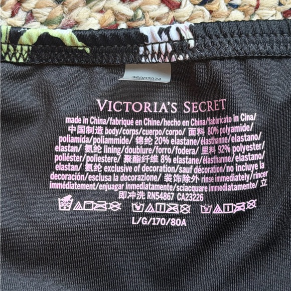 NWOT Victoria's Secret Black and Pink Bikini - Picture 2 of 3